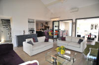 Cannes Locations, appartements et villas en location  Cannes, copyrights John and John Real Estate, photo Rf 245-12