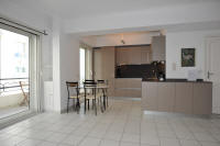 Cannes Locations, appartements et villas en location  Cannes, copyrights John and John Real Estate, photo Rf 260-05