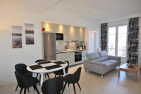 Cannes Locations, appartements et villas en location  Cannes, copyrights John and John Real Estate, photo Rf 281-05