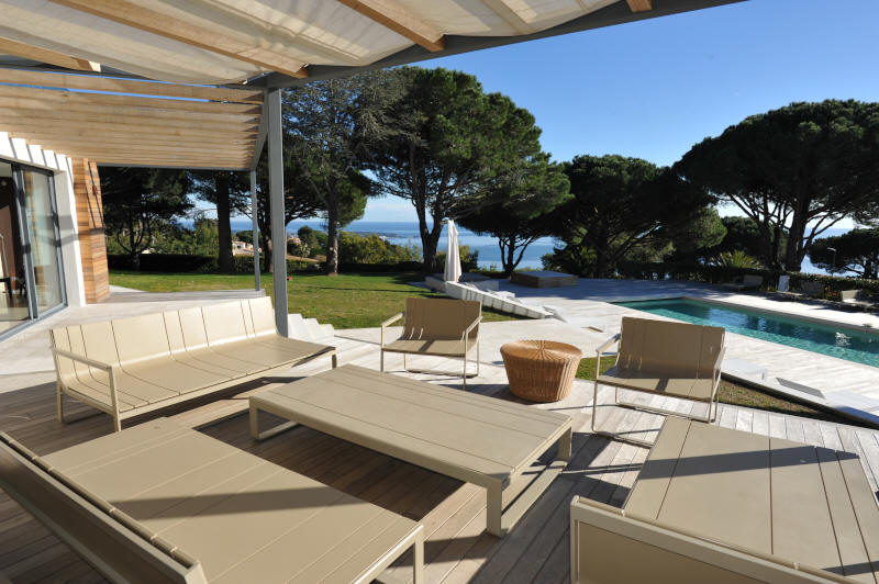 Cannes Locations, appartements et villas en location  Cannes, copyrights John and John Real Estate, photo Rf 291-07