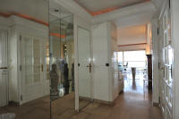 Cannes Locations, appartements et villas en location  Cannes, copyrights John and John Real Estate, photo Rf 314-07