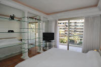 Cannes Locations, appartements et villas en location  Cannes, copyrights John and John Real Estate, photo Rf 314-09