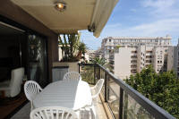 Cannes Locations, appartements et villas en location  Cannes, copyrights John and John Real Estate, photo Rf 317-05