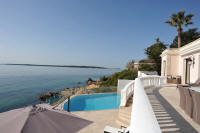 Cannes Locations, appartements et villas en location  Cannes, copyrights John and John Real Estate, photo Rf 322-08