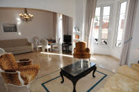 Cannes Locations, appartements et villas en location  Cannes, copyrights John and John Real Estate, photo Rf 326-01