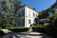 Cannes Locations, appartements et villas en location  Cannes, copyrights John and John Real Estate, photo Rf 332-05