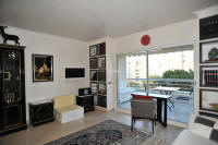 Cannes Locations, appartements et villas en location  Cannes, copyrights John and John Real Estate, photo Rf 338-03