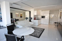 Cannes Locations, appartements et villas en location  Cannes, copyrights John and John Real Estate, photo Rf 347-08