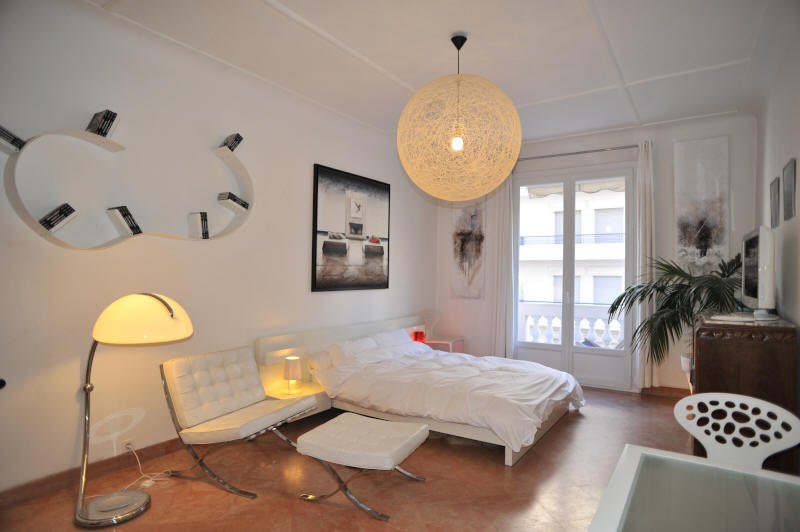 Cannes Locations, appartements et villas en location  Cannes, copyrights John and John Real Estate, photo Rf 351-05