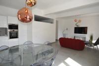 Cannes Locations, appartements et villas en location  Cannes, copyrights John and John Real Estate, photo Rf 391-06