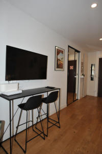 Cannes Locations, appartements et villas en location  Cannes, copyrights John and John Real Estate, photo Rf 403-04