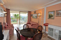 Cannes Locations, appartements et villas en location  Cannes, copyrights John and John Real Estate, photo Rf 409-05